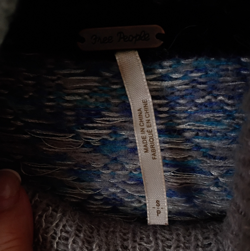 Free People Colorful Knit Turtleneck Sweater.Very Good Condition. - Picture 7 of 7